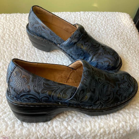 Bass clogs size 8 1/2 ladies - Picture 3 of 6